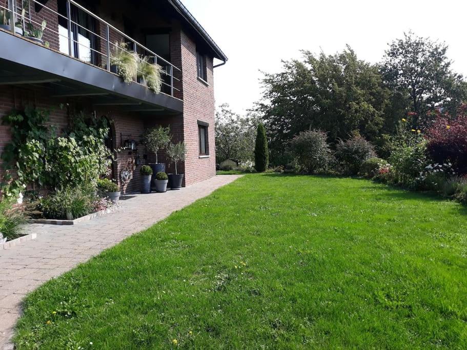 Studio Au jardin fleuri Verviers Exterior foto